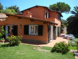 390 MQ VILLA LA FONTE 